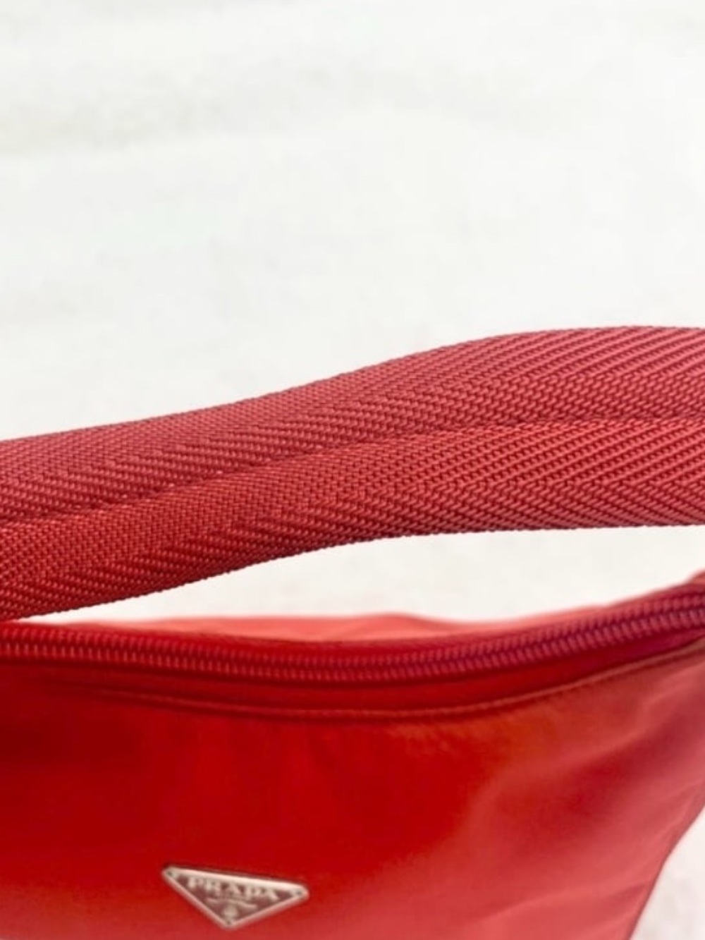 Prada⭐️Tessuto Mini Bag.. Bright Red Nylon Hobo Shoulder Bag - Picture 9 of 16